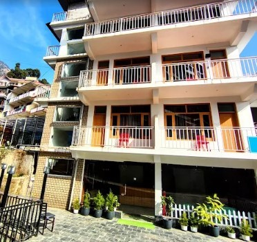 Ayana Inn Bhagsu - Hotel exterior and amenities