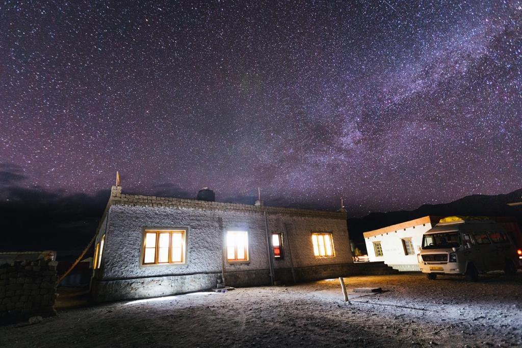 Darksky home stay Hanley