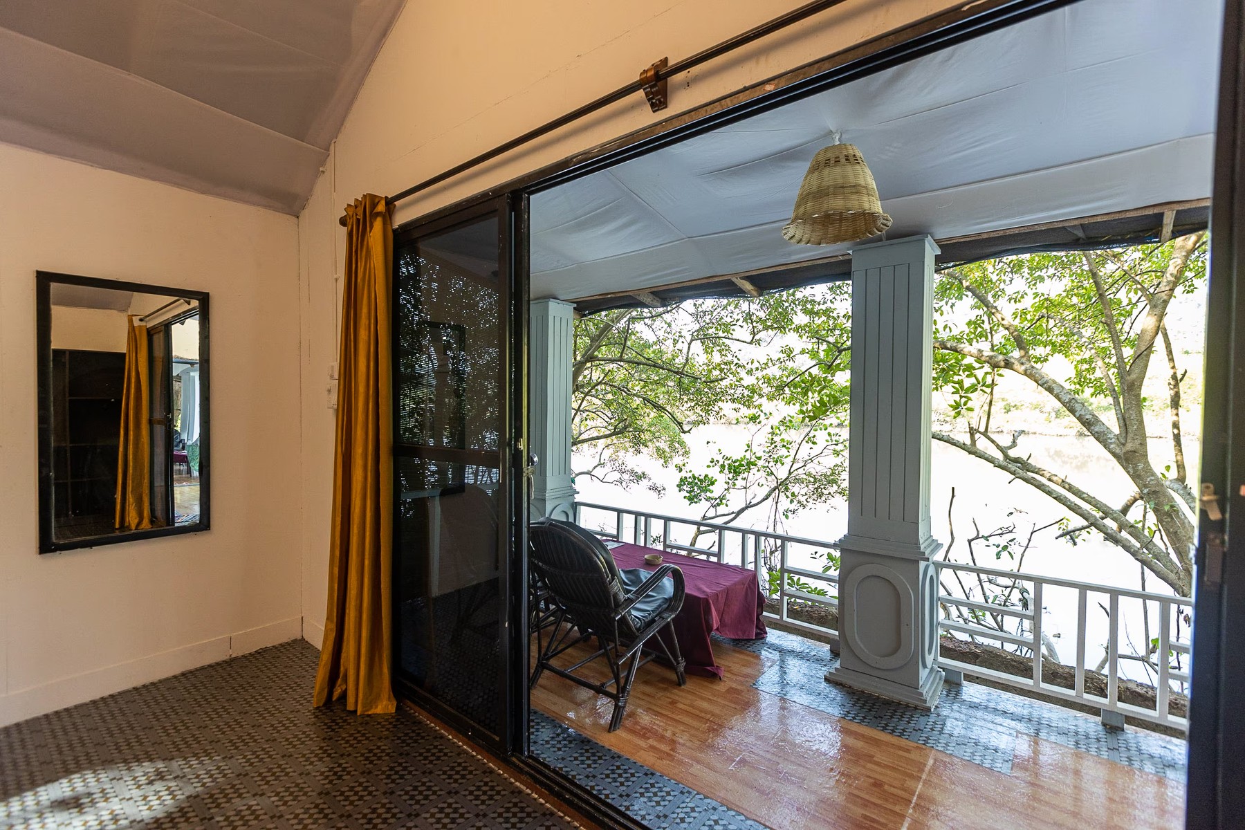 91189396743611eea0420a58a9feac02