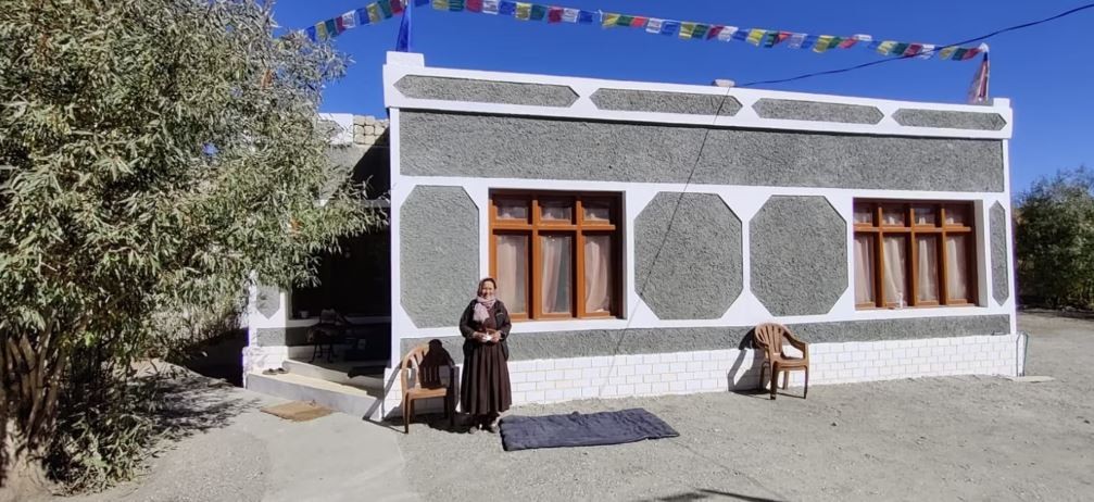 Padma Homestay - Hotel exterior and amenities