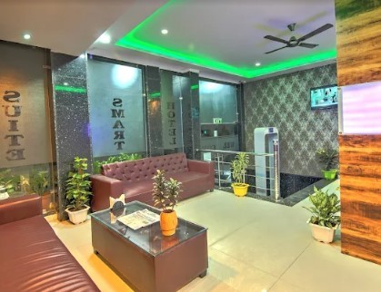 Smart Plaza - Hotel exterior and amenities