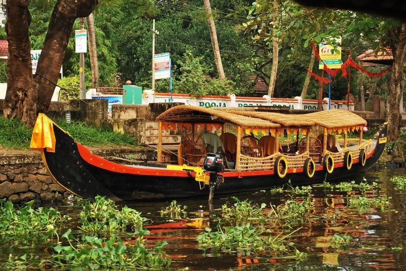 Alleppey Shikara Boats