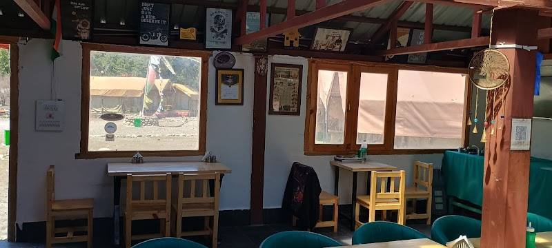 Cafe Rakcham Meadows