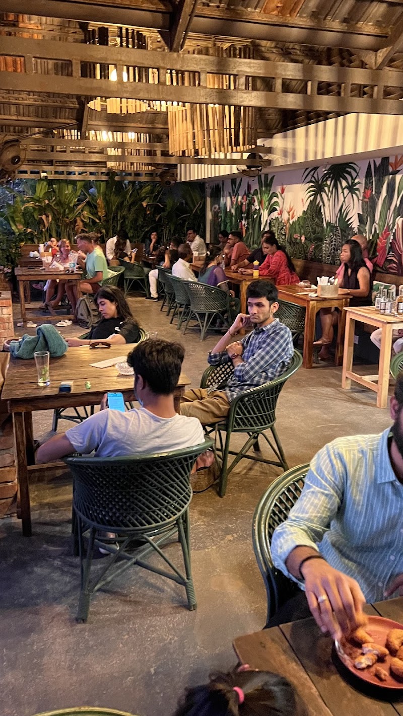 Cafe Sarwaa on the cliff