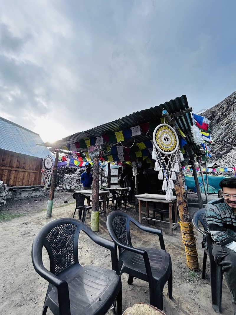 Chitkul memories cafe and home stay