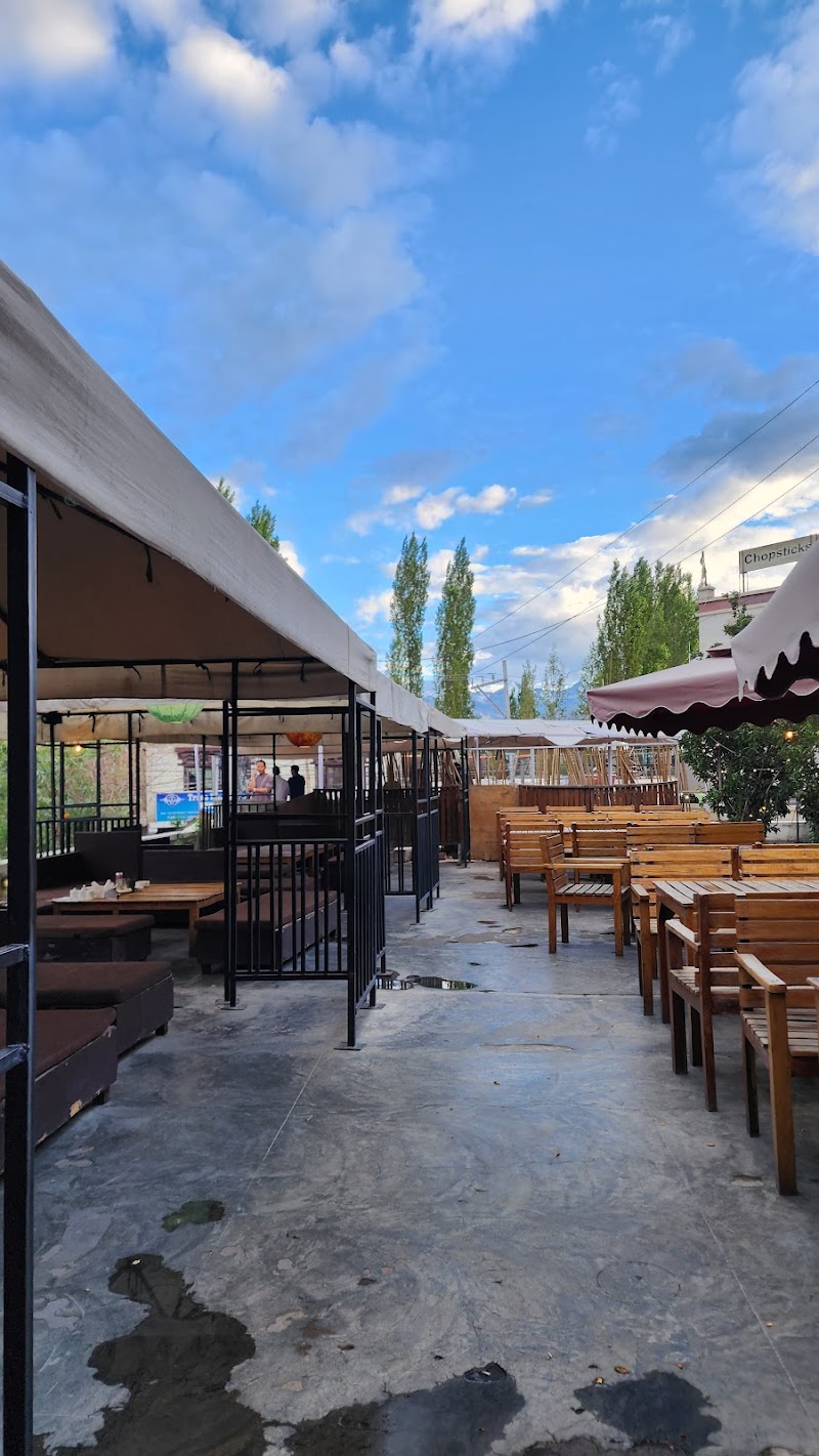 Chopsticks Noodle Bar