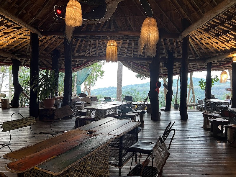 Dragon View Bar & Restaurant