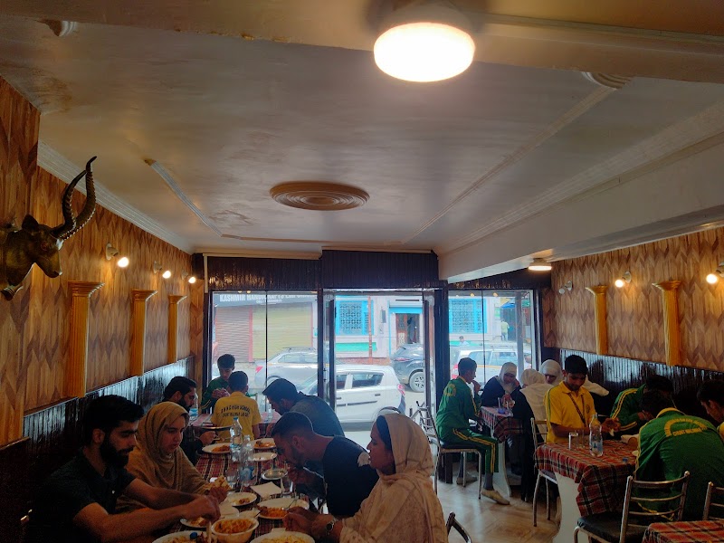 GLACIER HOTEL & RESTURANT