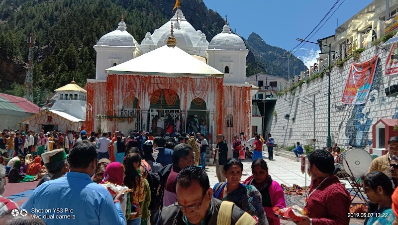 Gomukh Shiv Temple (Pracheen)