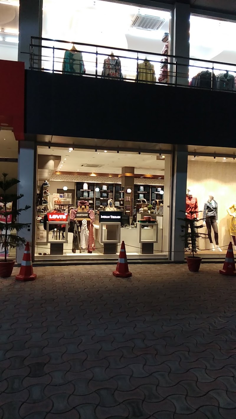 Kinner Kailash Fashion Mall