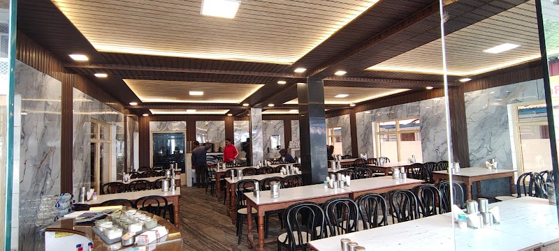 Sardeswari Restaurant