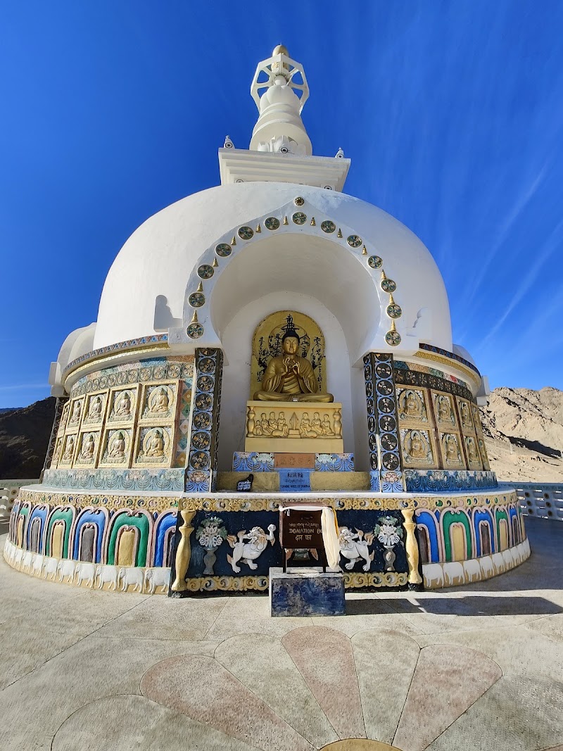 Shanti Stupa