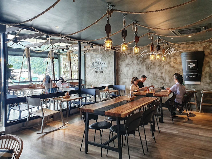 THE COFFEE CLUB - Koh Phi Phi