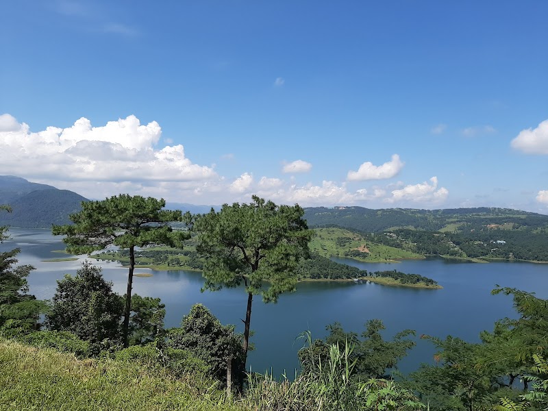Umiam Lake Viewpoint