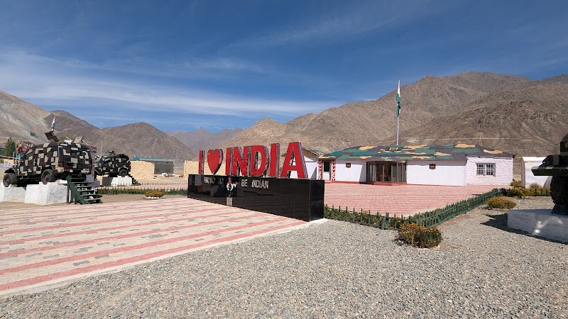 War memorial and Heritage Hut Museum