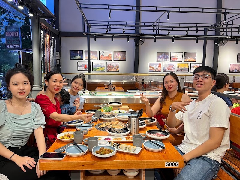 Yaki Yaki Yo - Buffet băng chuyền Nướng